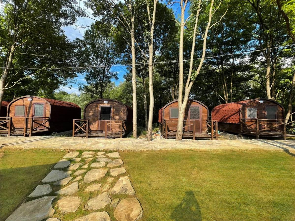 Карамановите Къщи Aprilți Exterior foto
