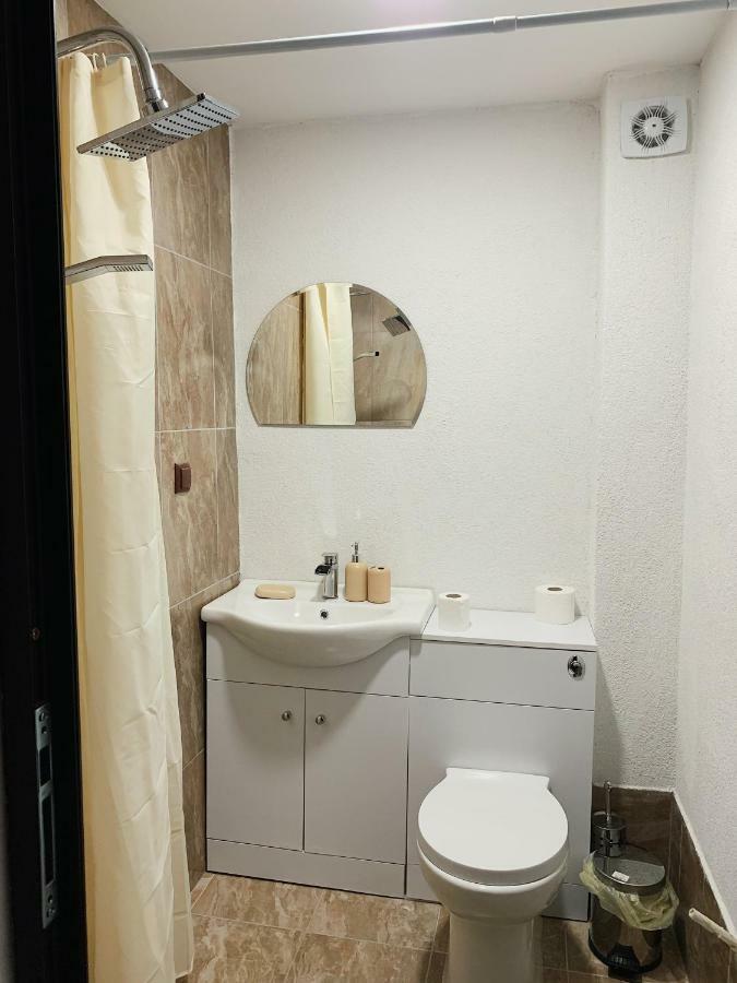 Карамановите Къщи Aprilți Exterior foto