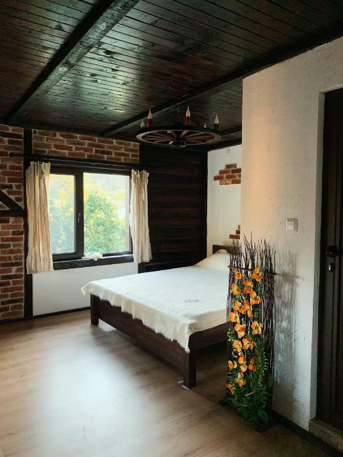 Карамановите Къщи Aprilți Exterior foto